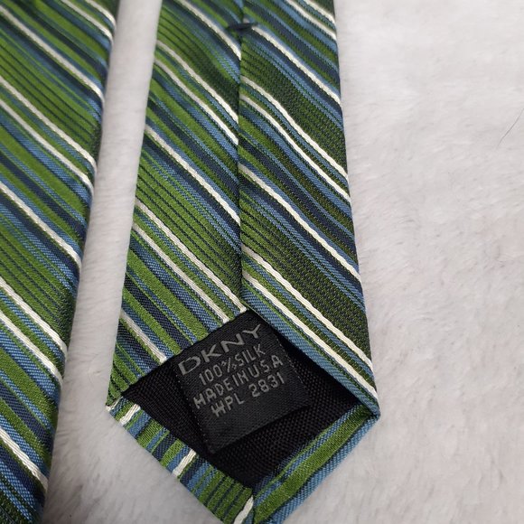 DKNY Men's Tie Diagonal Stripes Wide Green 57.5 In - Picture 6 of 6